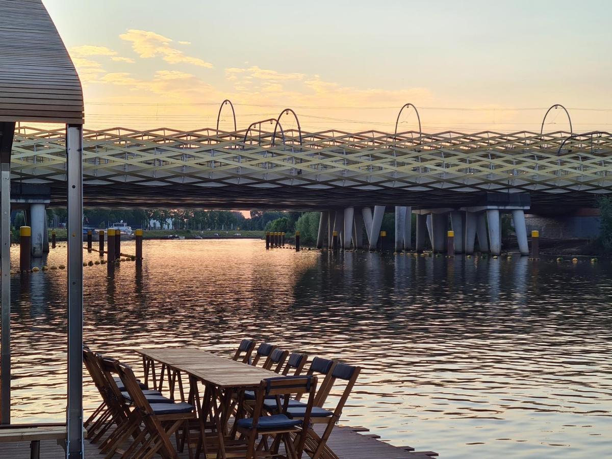 Wikkelboats @ Tramkade Den Bosch Villa Orthen Екстериор снимка
